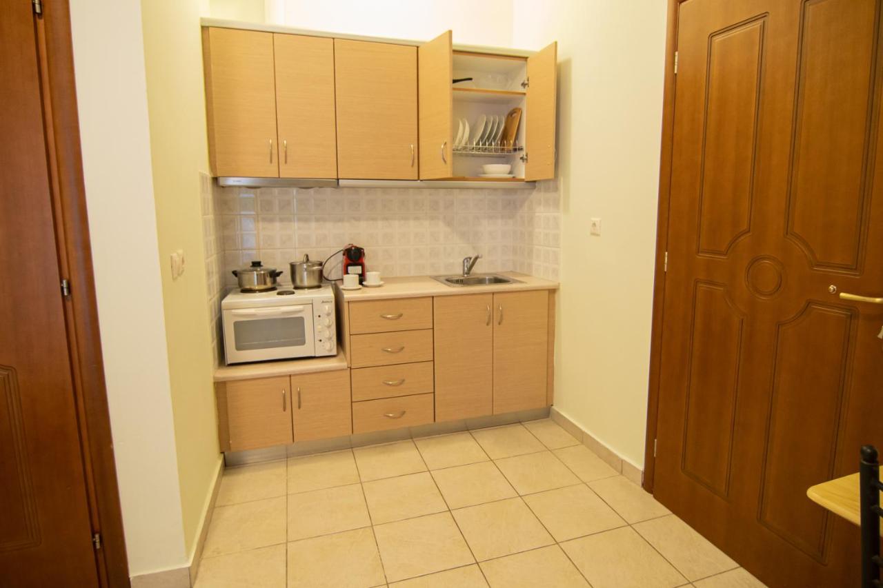 Tsertos Apartments Kaména Vúrla Kültér fotó